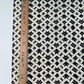 Attēls ar Itāļu trikotāžas audums ar ģeometrisku rakstu | Poliamīds 73% Elastāns 27% | 139 cm – pieejams Šarlotes audumi