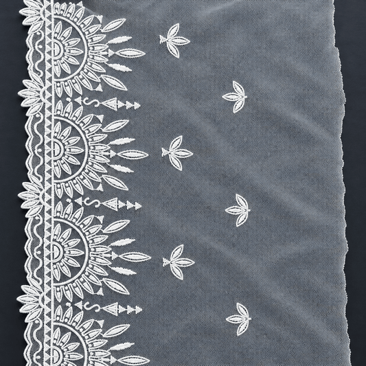 Image of embroidered lace on tulle, 20 cm, porcelain white – available online at Šarlotes audumi