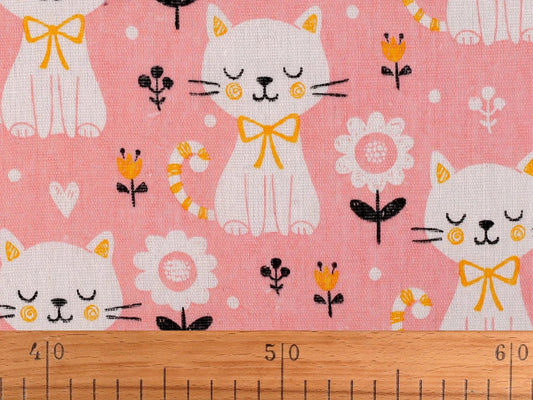 Kanvas audums - kaķi uz roz fona 190 g/m²