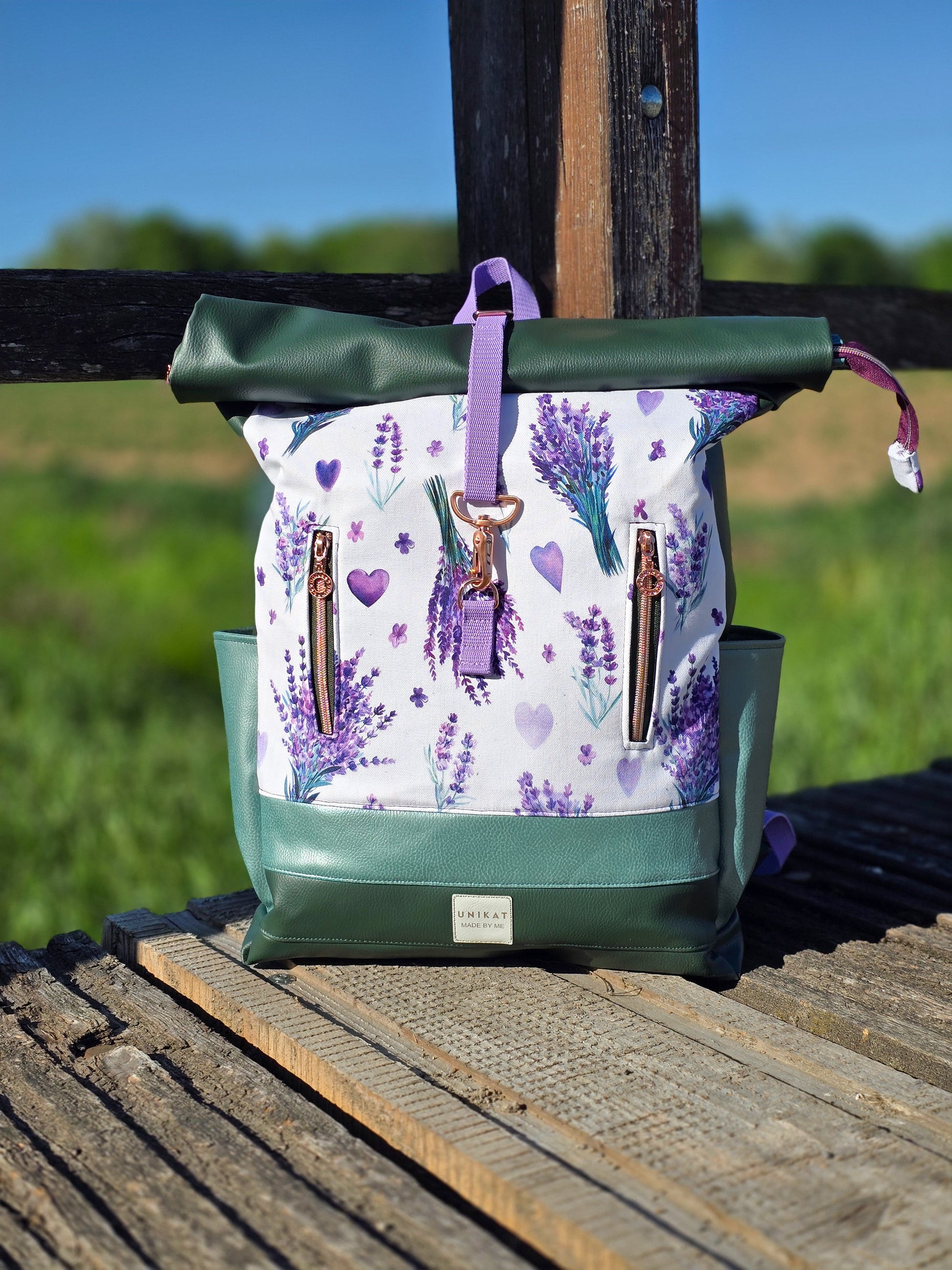 Attēls ar Kanvas audums - lavandas 210 g/m² – pieejams Šarlotes audumi