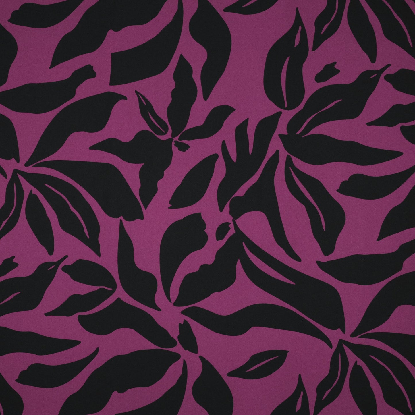 Attēls ar Kleitu audums ar elastānu - raibs raksts uz violeta fona 80 g/m² – pieejams Šarlotes audumi