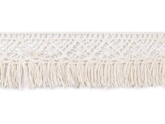 Image de franges en coton avec dentelle – 40 mm – disponible chez Šarlotes audumi