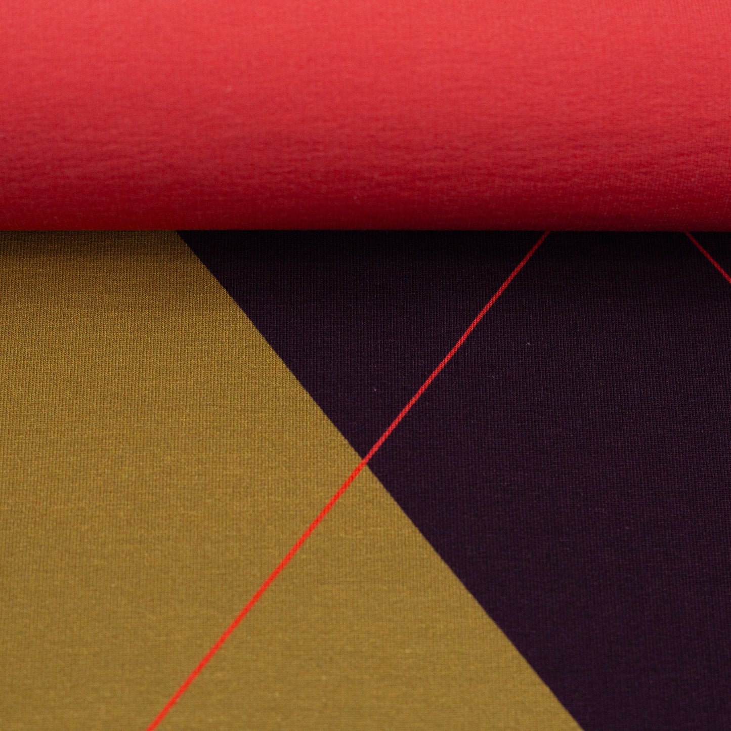 Attēls ar Kokvilnas cilpiņtrikotāža - leoparda ģeometrija 295 g/m² – pieejams Šarlotes audumi