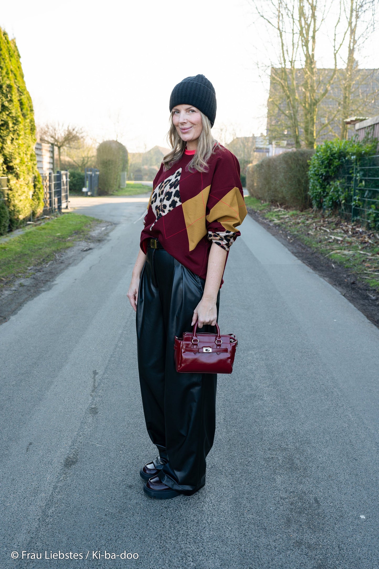 Attēls ar Kokvilnas cilpiņtrikotāža - leoparda ģeometrija 295 g/m² – pieejams Šarlotes audumi