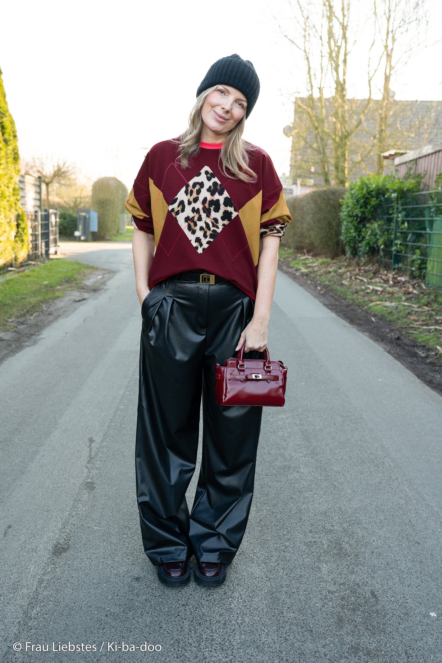 Attēls ar Kokvilnas cilpiņtrikotāža - leoparda ģeometrija 295 g/m² – pieejams Šarlotes audumi