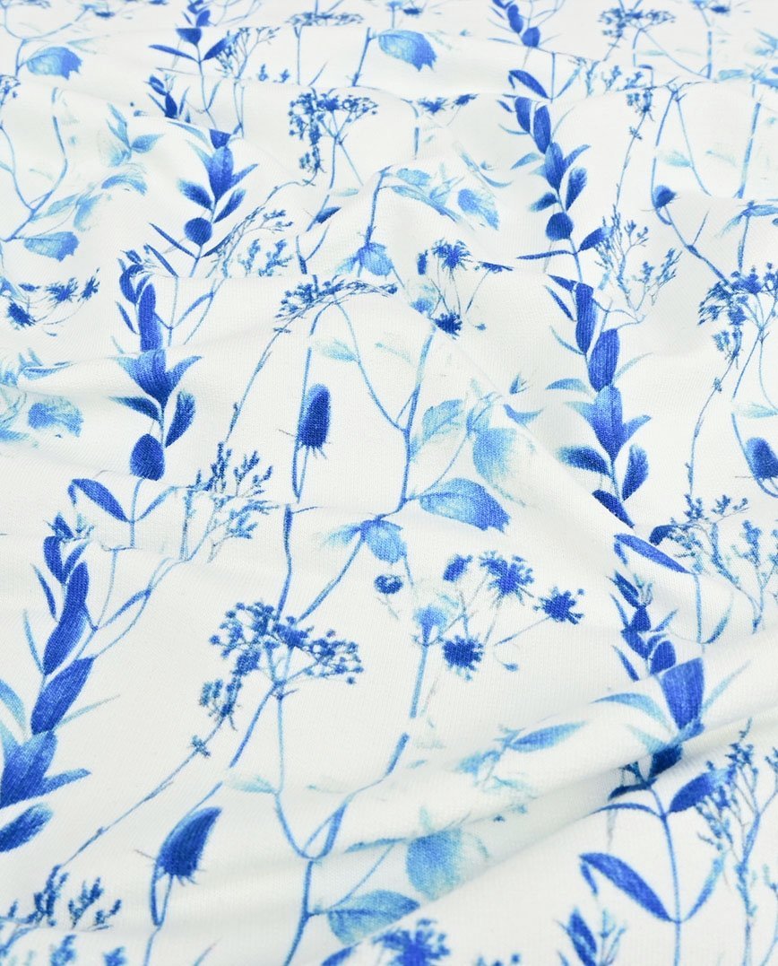 Attēls ar Kokvilnas cilpiņtrikotāža - zilās lapu stīgas 245 g/m² – pieejams Šarlotes audumi