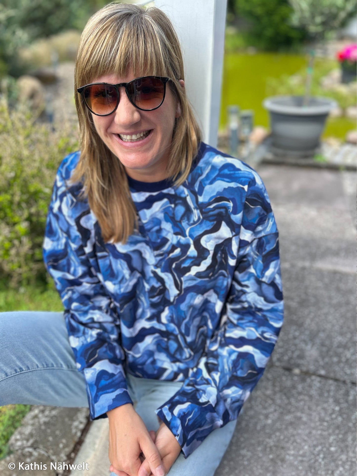 Attēls ar Kokvilnas cilpiņtrikotāža - zilo viļņu deja 245 g/m² – pieejams Šarlotes audumi