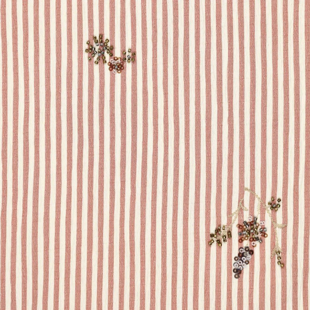 Attēls ar Kreklu audums ar elastānu - svītrains ar izšūtām pērlītēm 135 g/m² – pieejams Šarlotes audumi