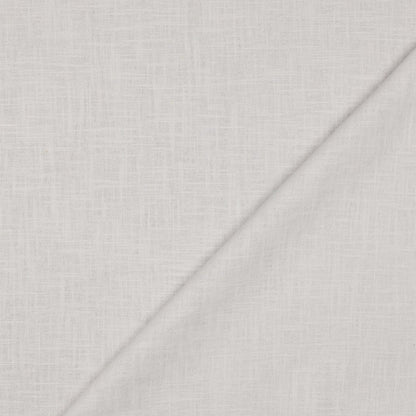 Image de tissu en lin – gris clair 230 g/m² – disponible chez Šarlotes audumi