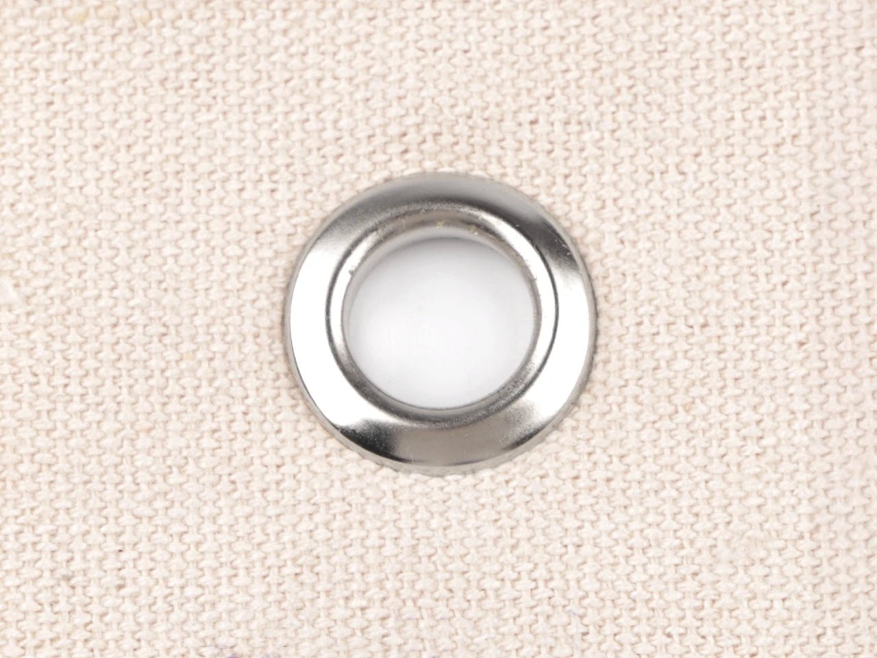 Attēls ar Metāla gredzeni, Luversi iekšējais Ø12 mm / ārējais Ø21 mm |10 gab | dažādu toņu – pieejams Šarlotes audumi