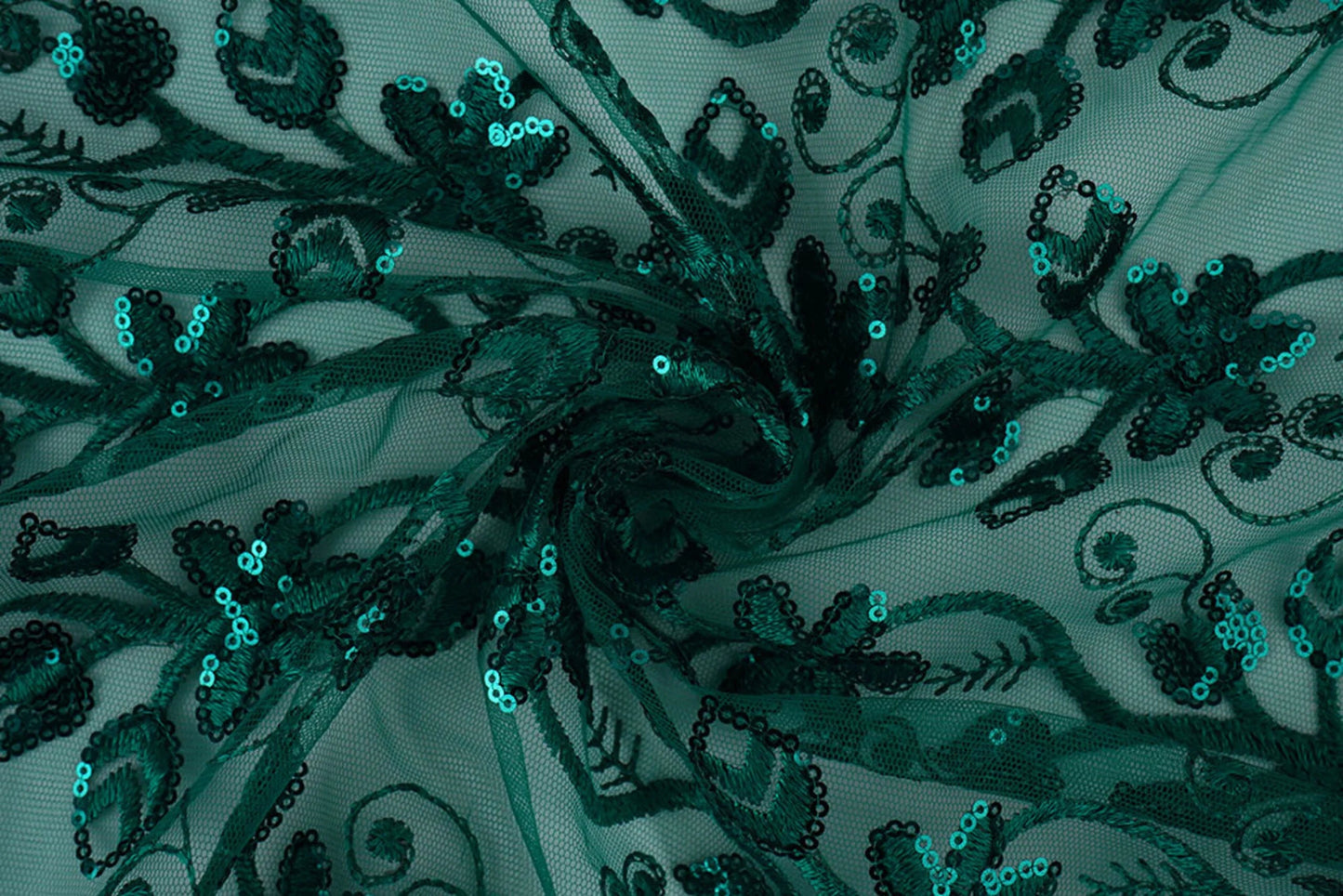 Attēls ar Mežģīņu audums | Izšūts tills ar fliteriem 160 g/m² - smaragda – pieejams Šarlotes audumi