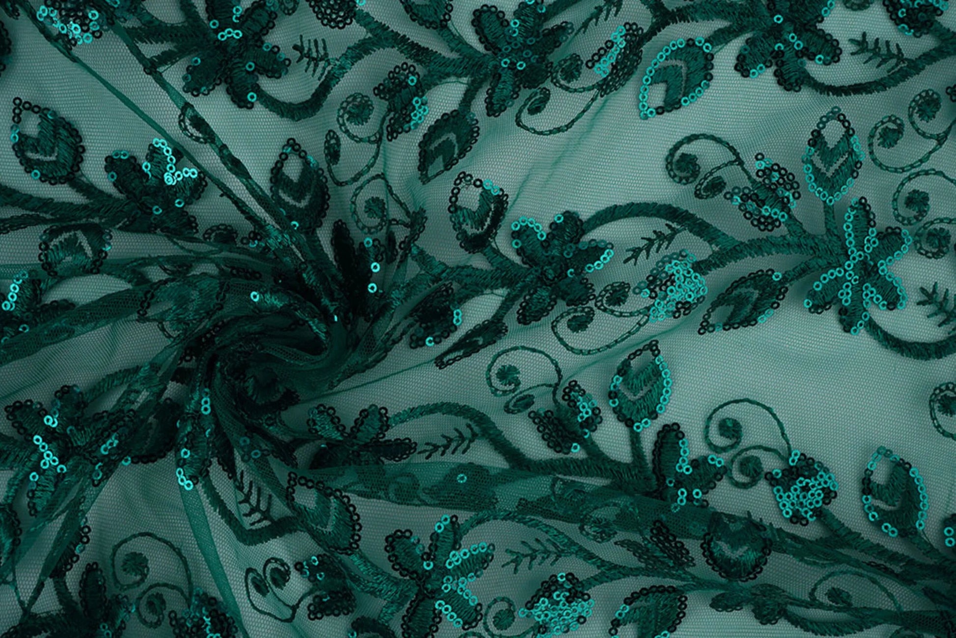 Attēls ar Mežģīņu audums | Izšūts tills ar fliteriem 160 g/m² - smaragda – pieejams Šarlotes audumi