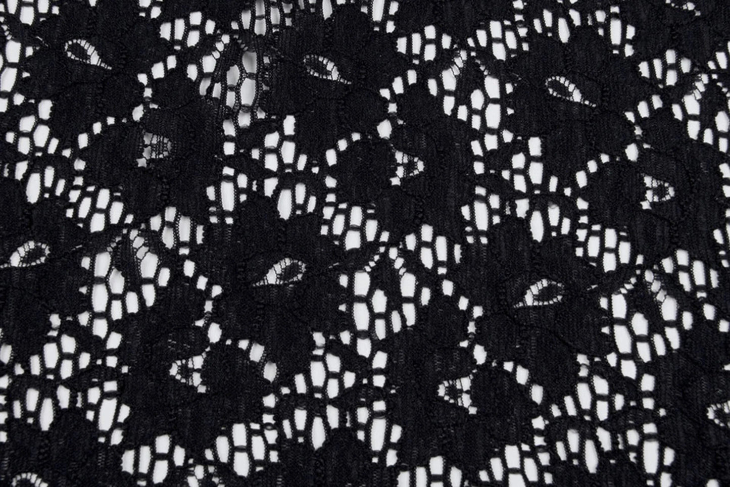 Attēls ar Mežģīņu audums - melns 115 g/m² – pieejams Šarlotes audumi