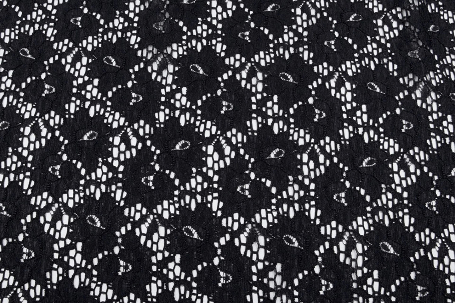 Attēls ar Mežģīņu audums - melns 115 g/m² – pieejams Šarlotes audumi