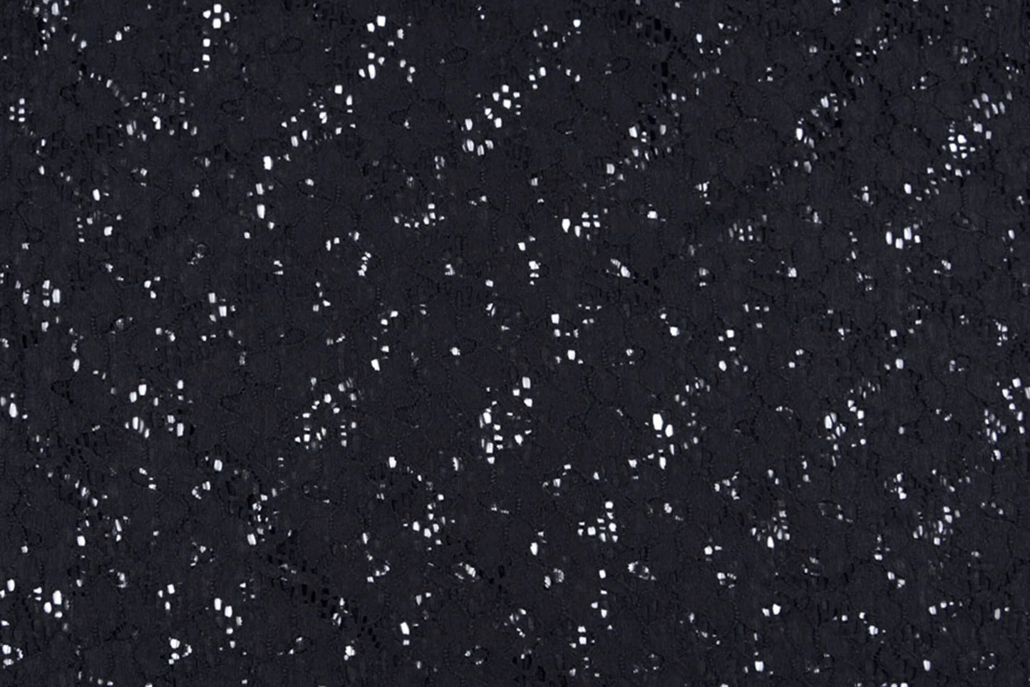 Attēls ar Mežģīņu audums - melns 115 g/m² – pieejams Šarlotes audumi