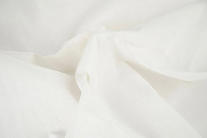 Image de tissu en gaze de coton non blanchi / étamine à fromage 100 g/m² – disponible chez Šarlotes audumi