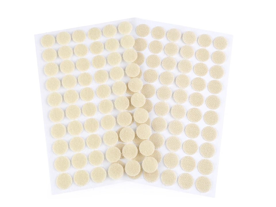 Self-adhesive tape circles Ø15 mm – cream – available at Charlotte's Fabrics