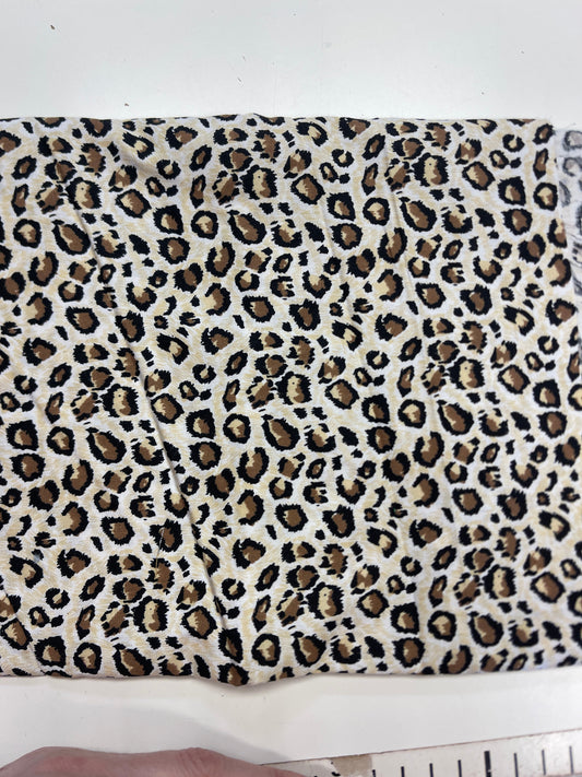 Pēdējais gabaliņš - Premium 100% kokvilnas audums - leopards 135 g/m² - 25cm
