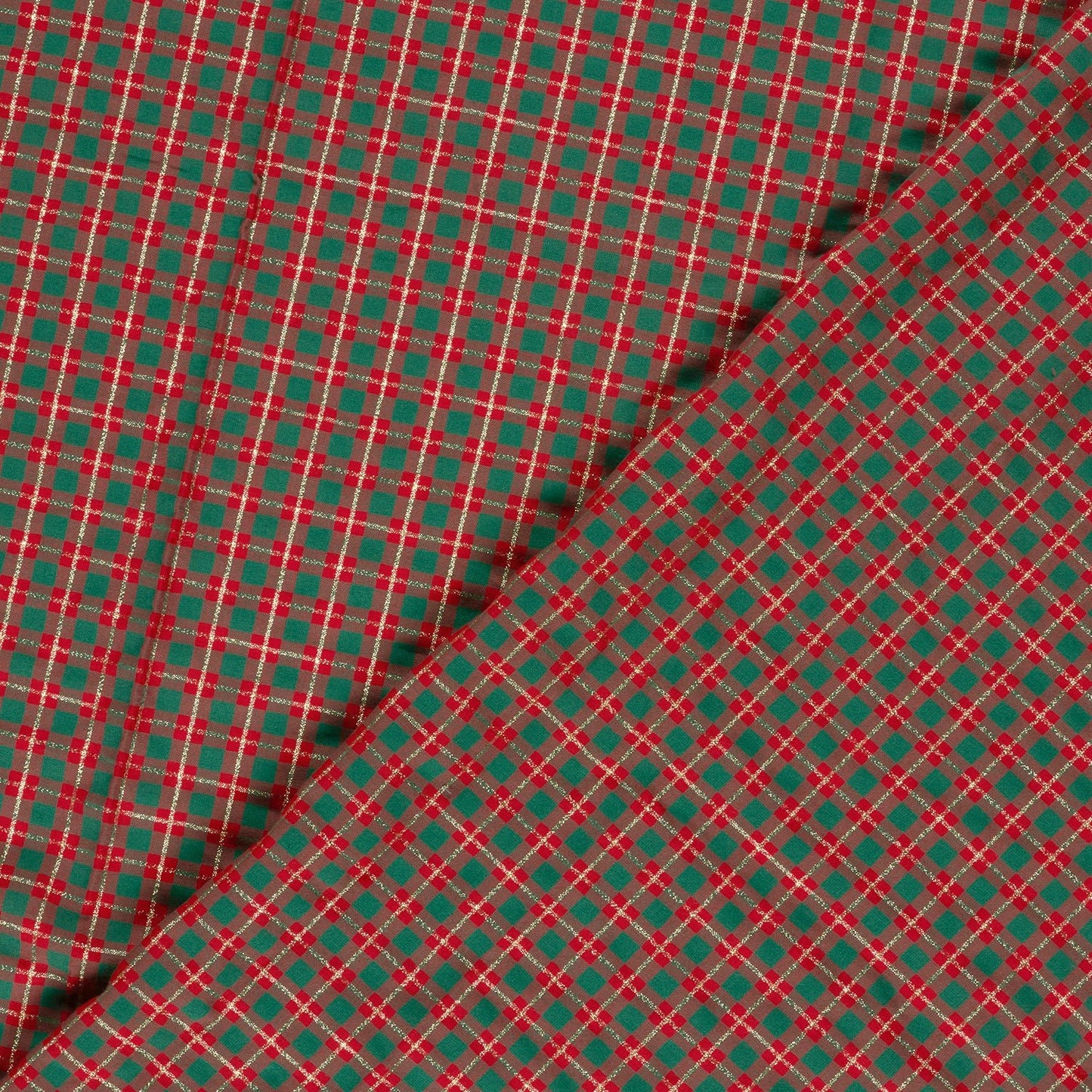 Premium 100% cotton fabric in Scottish tartan with gold accents, 120 g/m² – available online at Šarlotes audumi