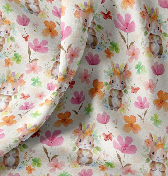Attēls ar Premium 100% kokvilnas audums - zaķenīte ziedos 115 g/m² – pieejams Šarlotes audumi