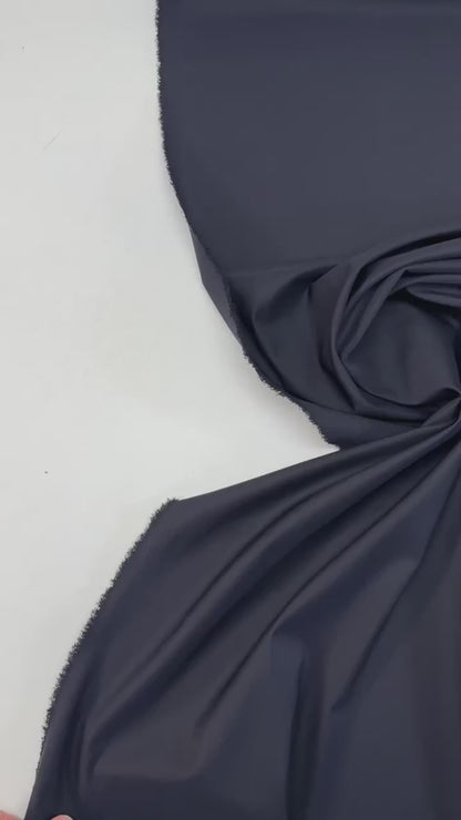 Itālijas vilnas tvila audums kleitām un blūzēm-violeti melns 175 g/m²