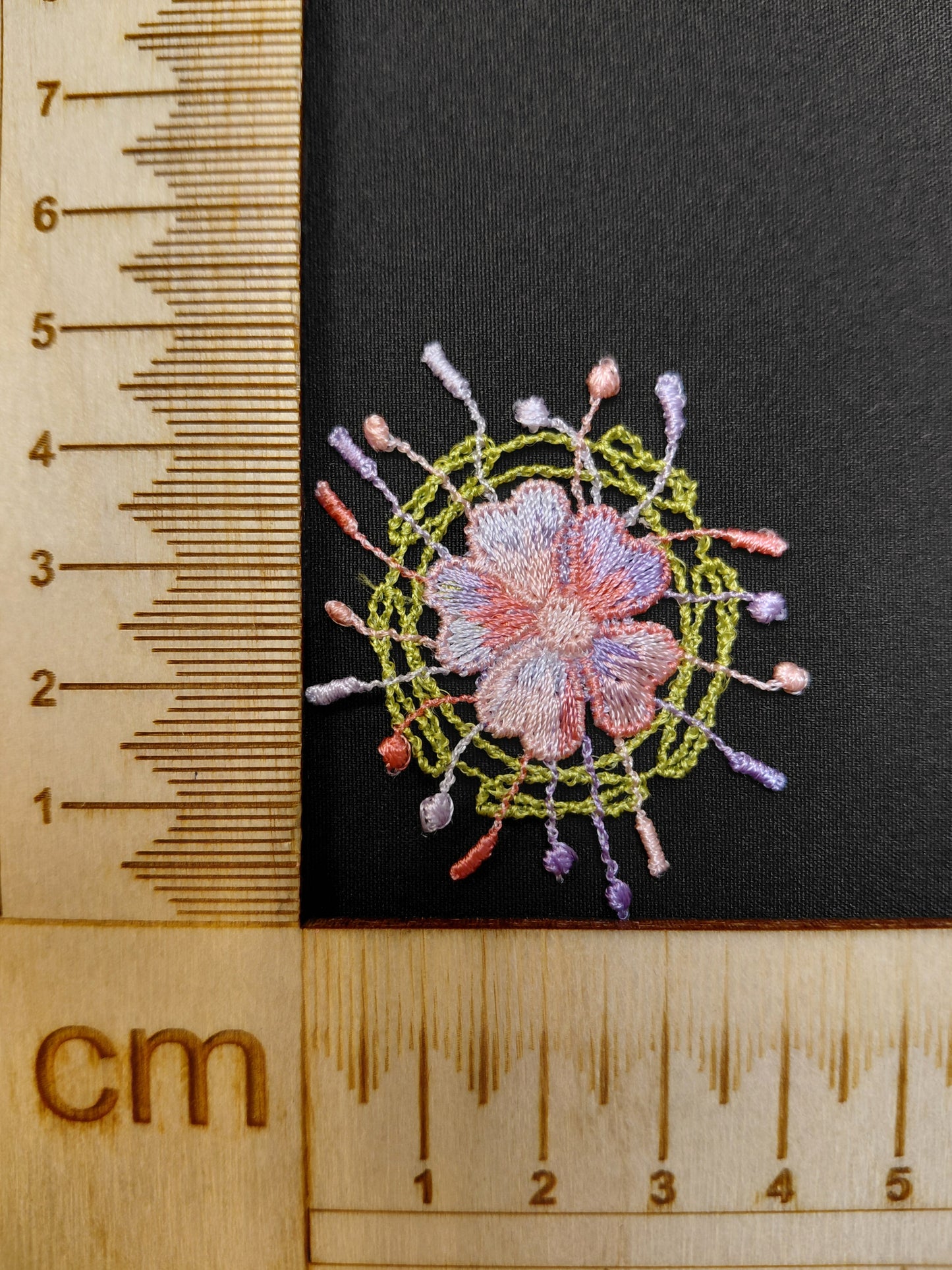 Ielāps/uzšuve  3 x 3 cm