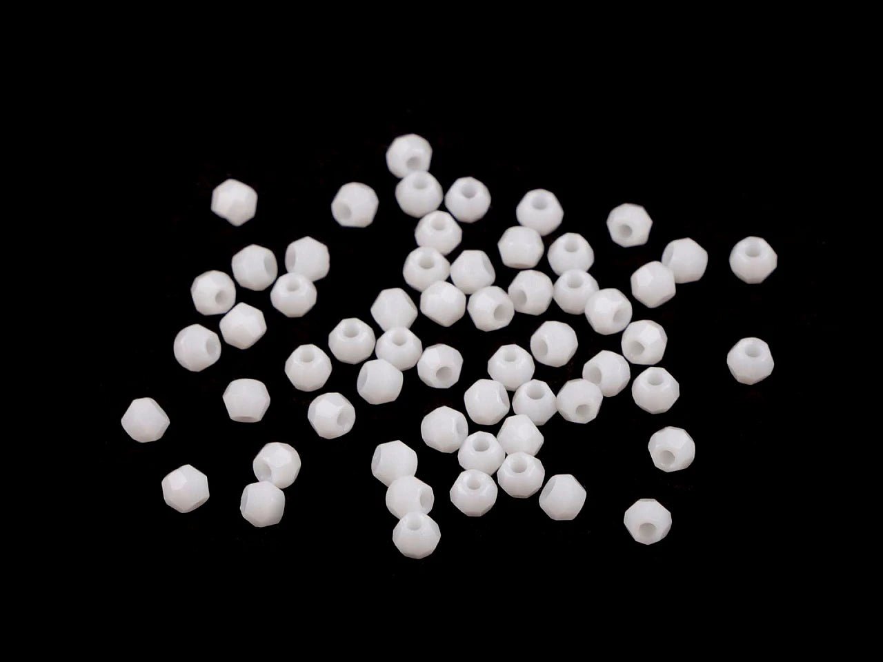 Attēls ar Stikla pērlītes Ø4 mm 5 g – pieejams Šarlotes audumi