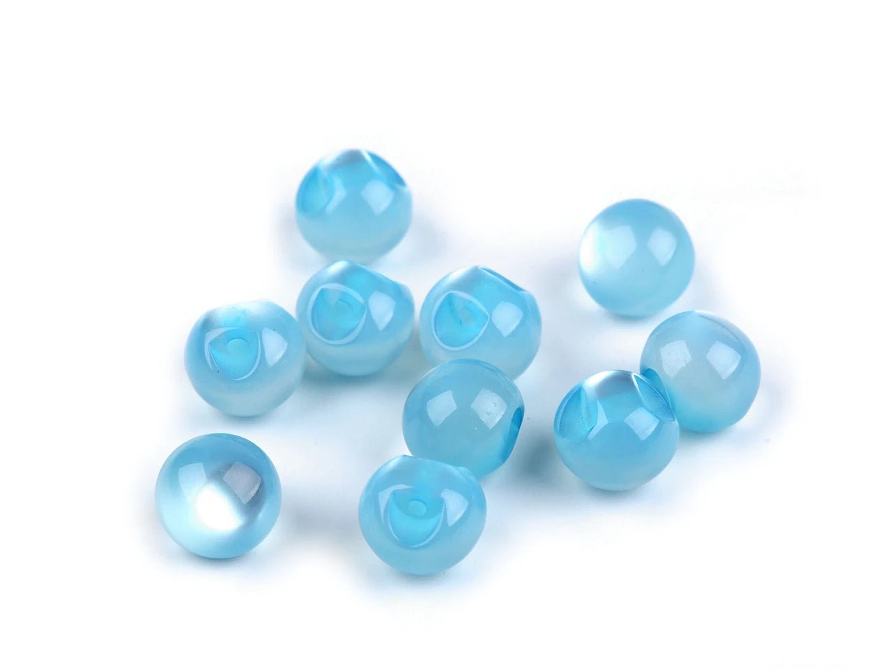 Attēls ar Šujamas pērles / “cat’s eye” pogas Ø10 mm – pieejams Šarlotes audumi