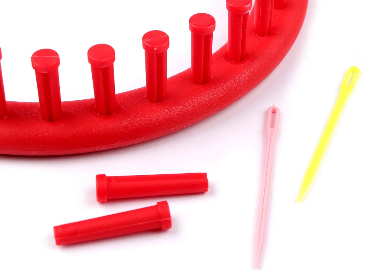 Attēls ar Tapošanas (Knitting Loom) apaļais adīšanas rāmis cepurēm un šallēm – Ø19 cm – pieejams Šarlotes audumi