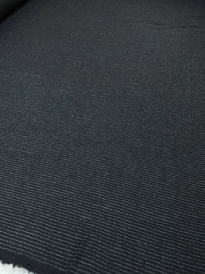 Tissu en laine noir à fines rayures 240 g/m²