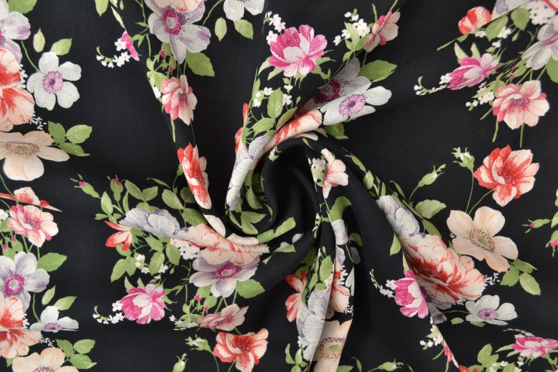 100% Viscose Fabric - Flowers on Black 100 g/m²