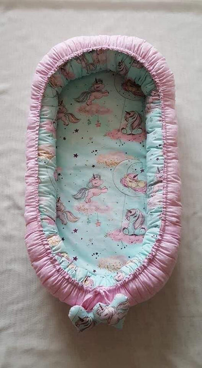 100% Kokvilnas audums-baltas pumpiņas uz rozā fona (4 mm) 130 g/m²