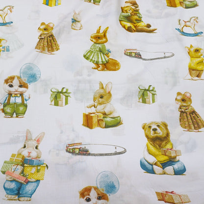 100% Cotton fabric - animals with gifts 130 g/m²